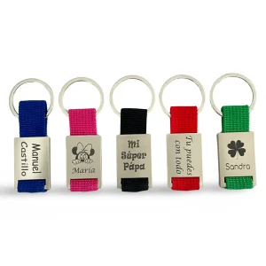 Llavero Personalizado Metal Mate con Correa Decorativa