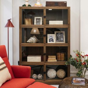 Vitrina madera cepillada